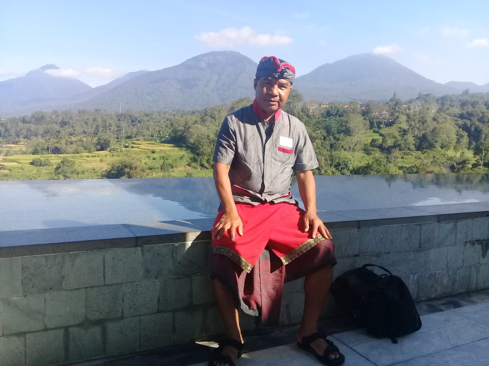 Exclusive Bali Tour Spanyol Tourist