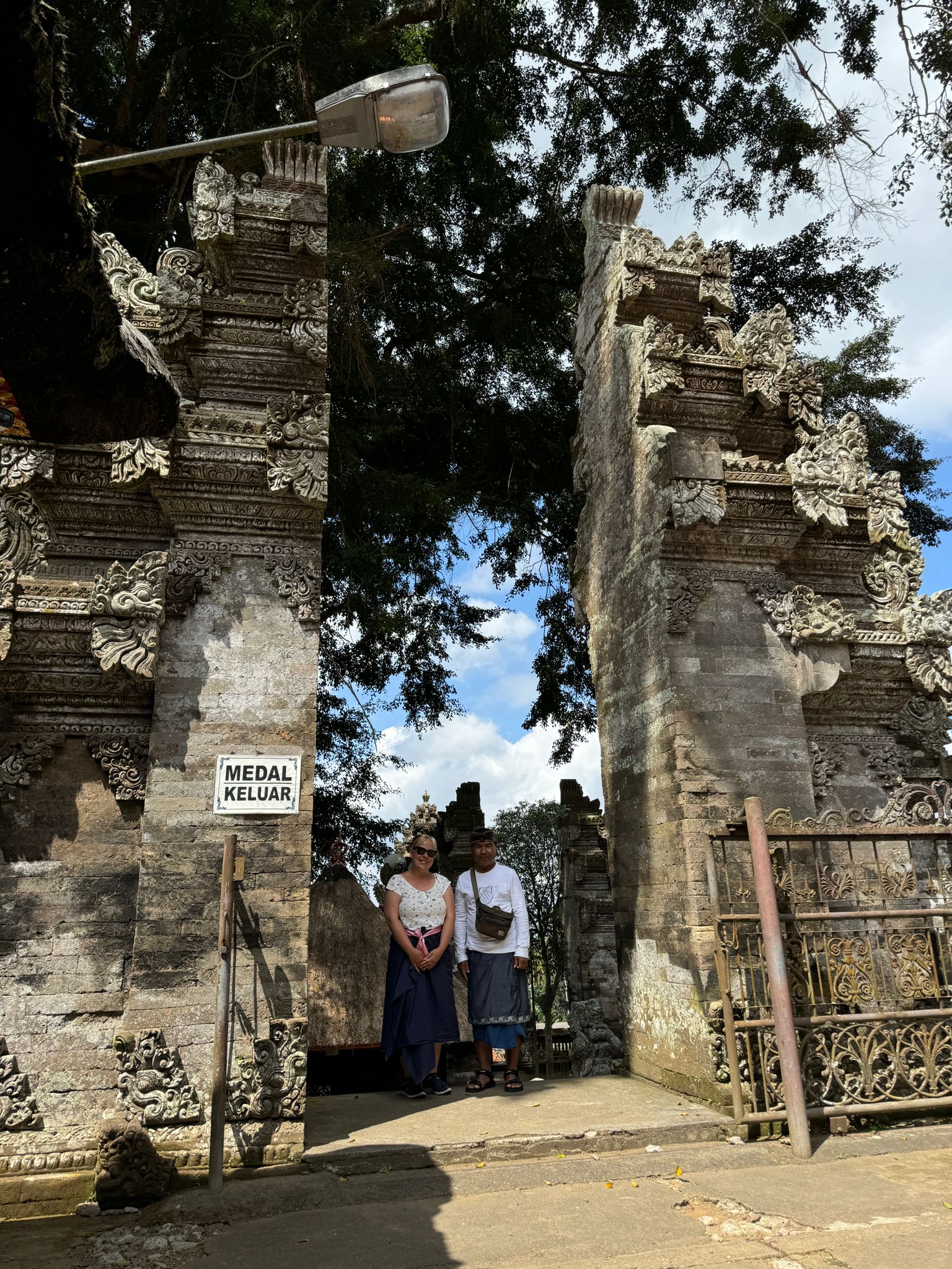 Explore Bali Temples Spiritual