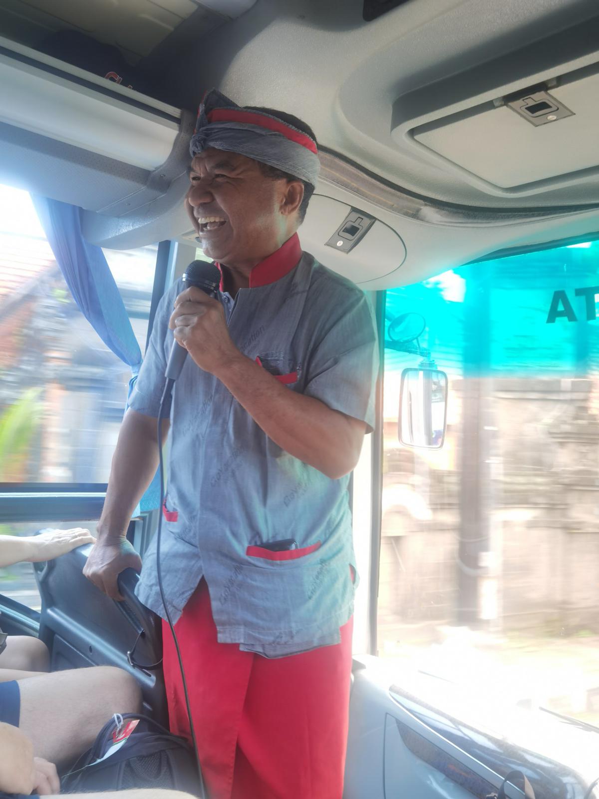 Hendrik Tour Guide
